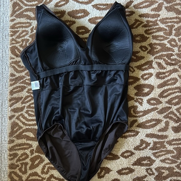 Lands End Brown one piece swim bathing suit Padded cup Womens 22 Wrap Rouched - Picture 6 of 9